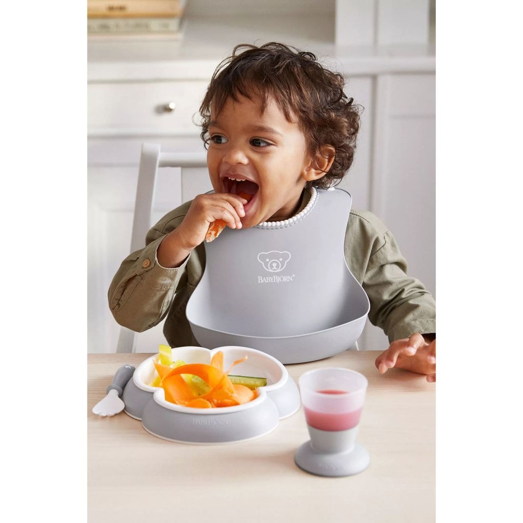 Set of 2 Light Green/Gray Bibs
